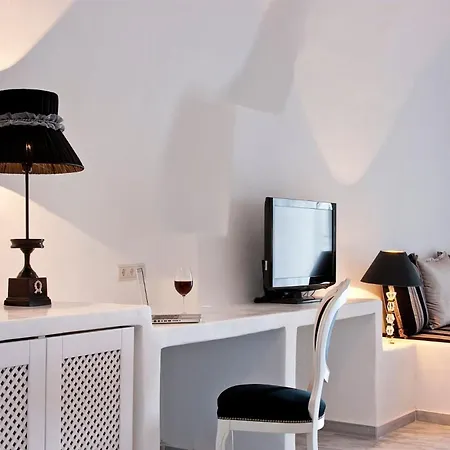 فيلة Contemporary Santorini - 1 Bedroom - Lunarious - Private Jacuzzi And Astonishing Caldera Sea Views - Fira ثيرا