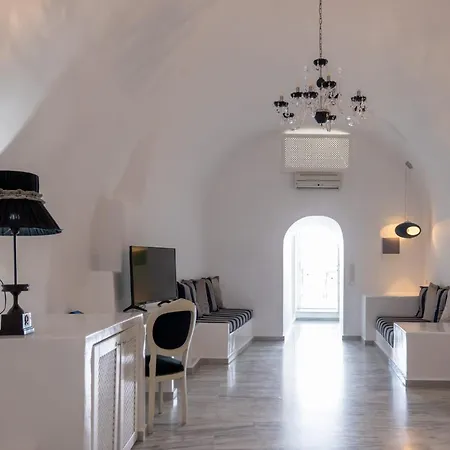 别墅 Contemporary Santorini - 1 Bedroom - Lunarious - Private Jacuzzi And Astonishing Caldera Sea Views -